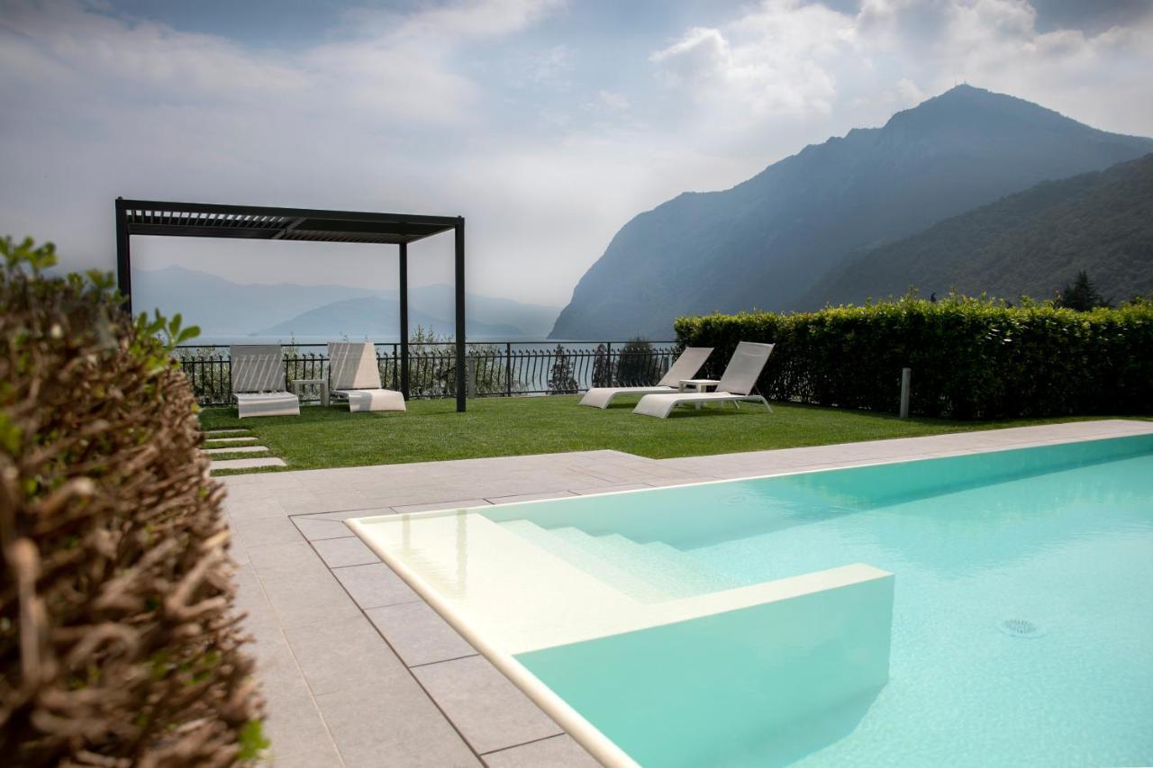 Ai Ronchi B&B Riva di Solto Eksteriør bilde